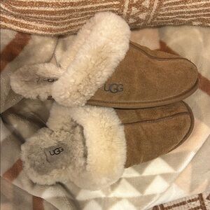 UGG Kids Brown Slippers with Plush Cream Lining